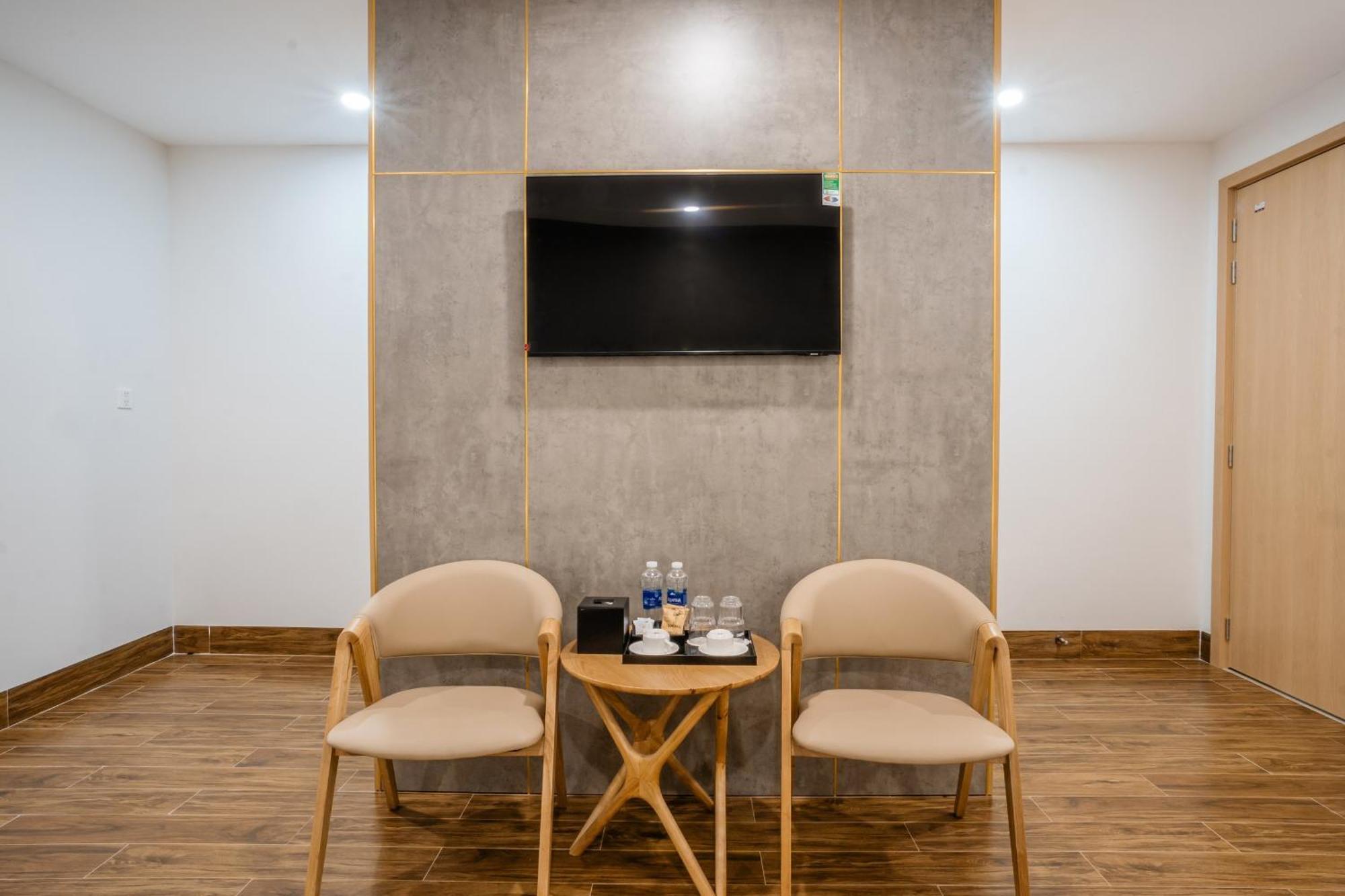 Diora Hotel Pleiku By Hos Luaran gambar